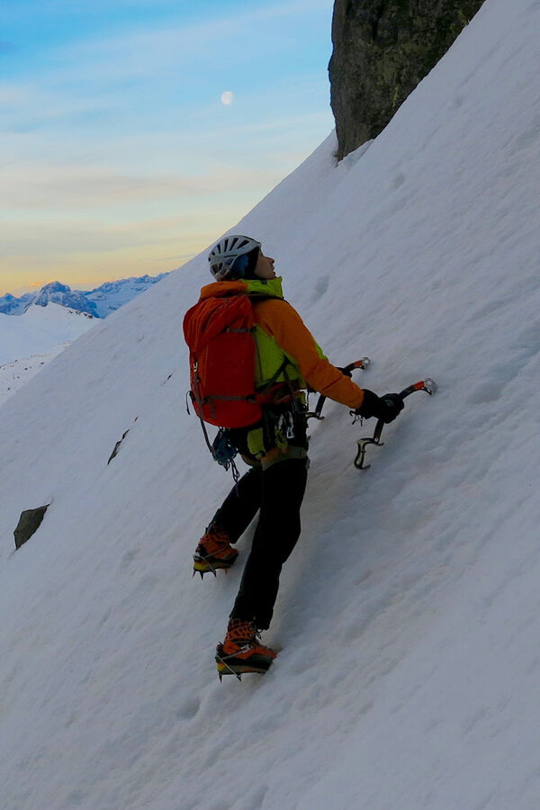 Vaji Piccole Dolomiti: Alpinismo Invernale e Avventura Outdoor
